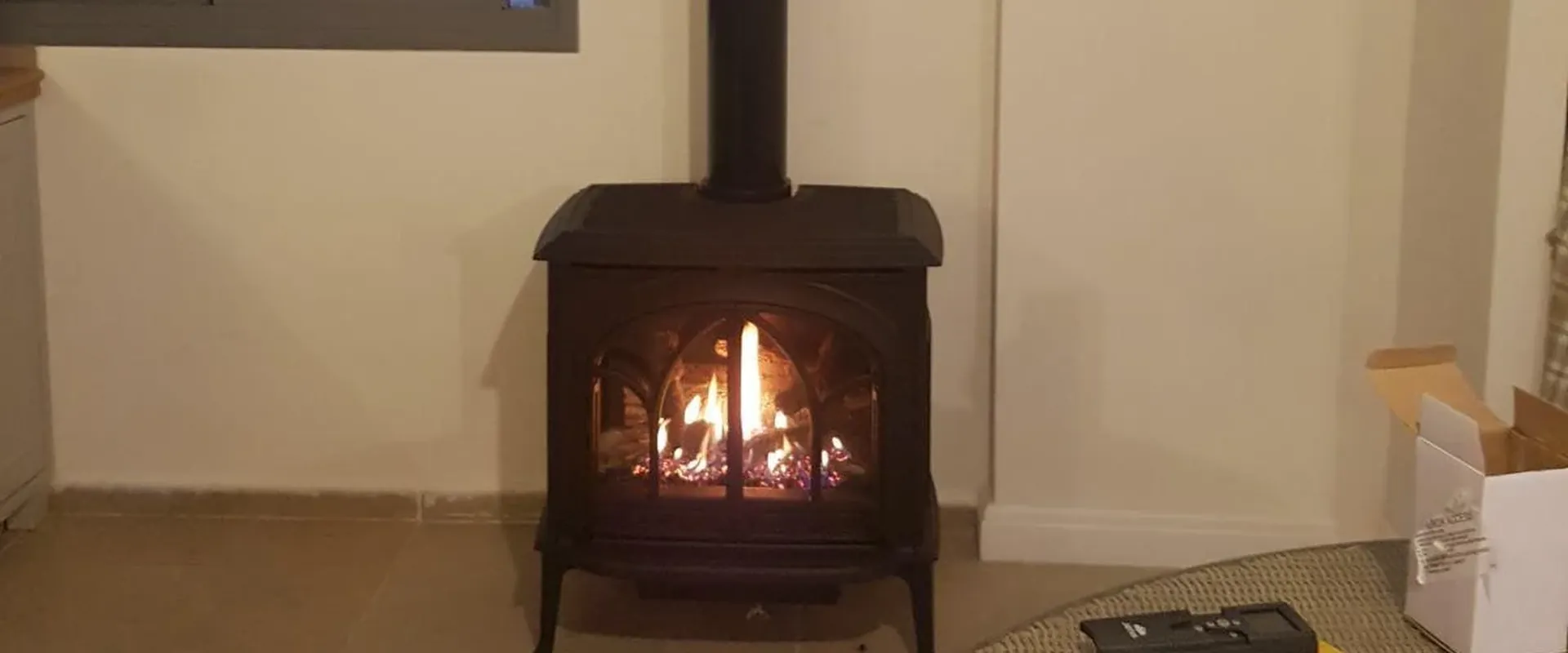 Comparing a wood-burning fireplace and a pellet stove — choosing by lifestyle in a luxury home | Hot House